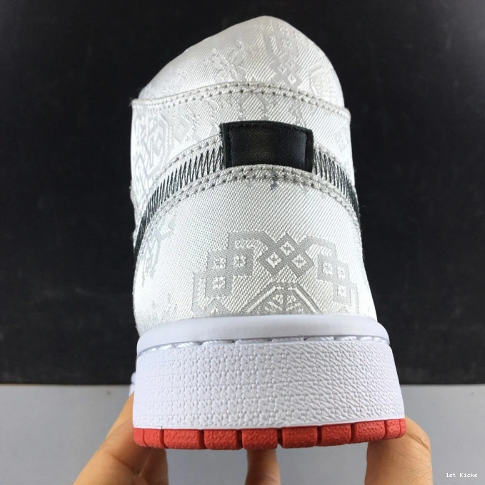 1 air cu2804- StreetReady mid 1267 jordan fearless clot 0114